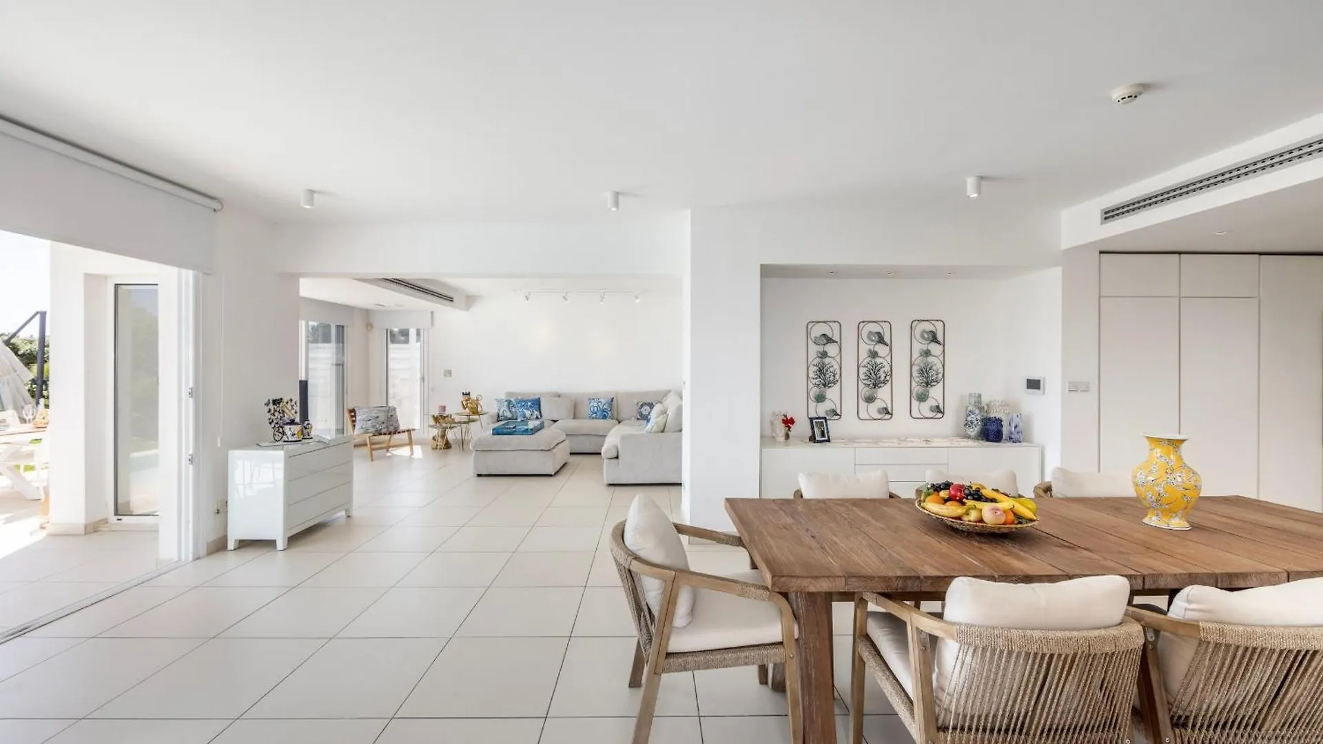 Protaras Sirina Seafront Paradise 0*,